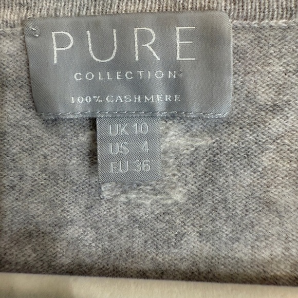 Women’s PURE COLLECTION Grey/White Stars Vneck 100% Cashmere sweater. Size 4 - Picture 4 of 5